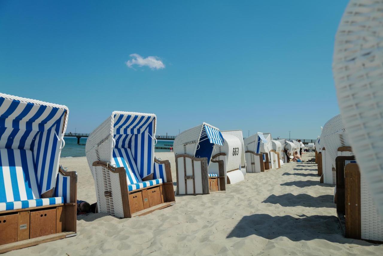 Ferienwohnungen Meerfarbig Ostseeheilbad Zingst Exterior foto